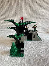 (L-2) LEGO&reg; 6066 Camouflaged Outpost Forestmen Ba Unpunched 10% Voucher