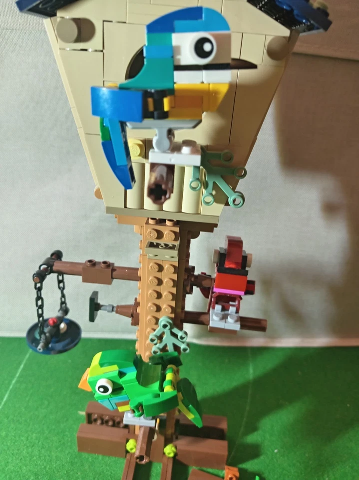 LEGO Creator 31143 Birdhouse, photo 3 of 5