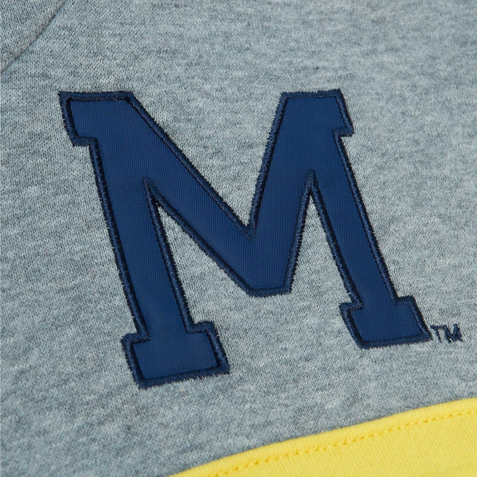 Felpa con cappuccio pullover uomo Mitchell & Ness Navy Michigan Wolverines Head Coach