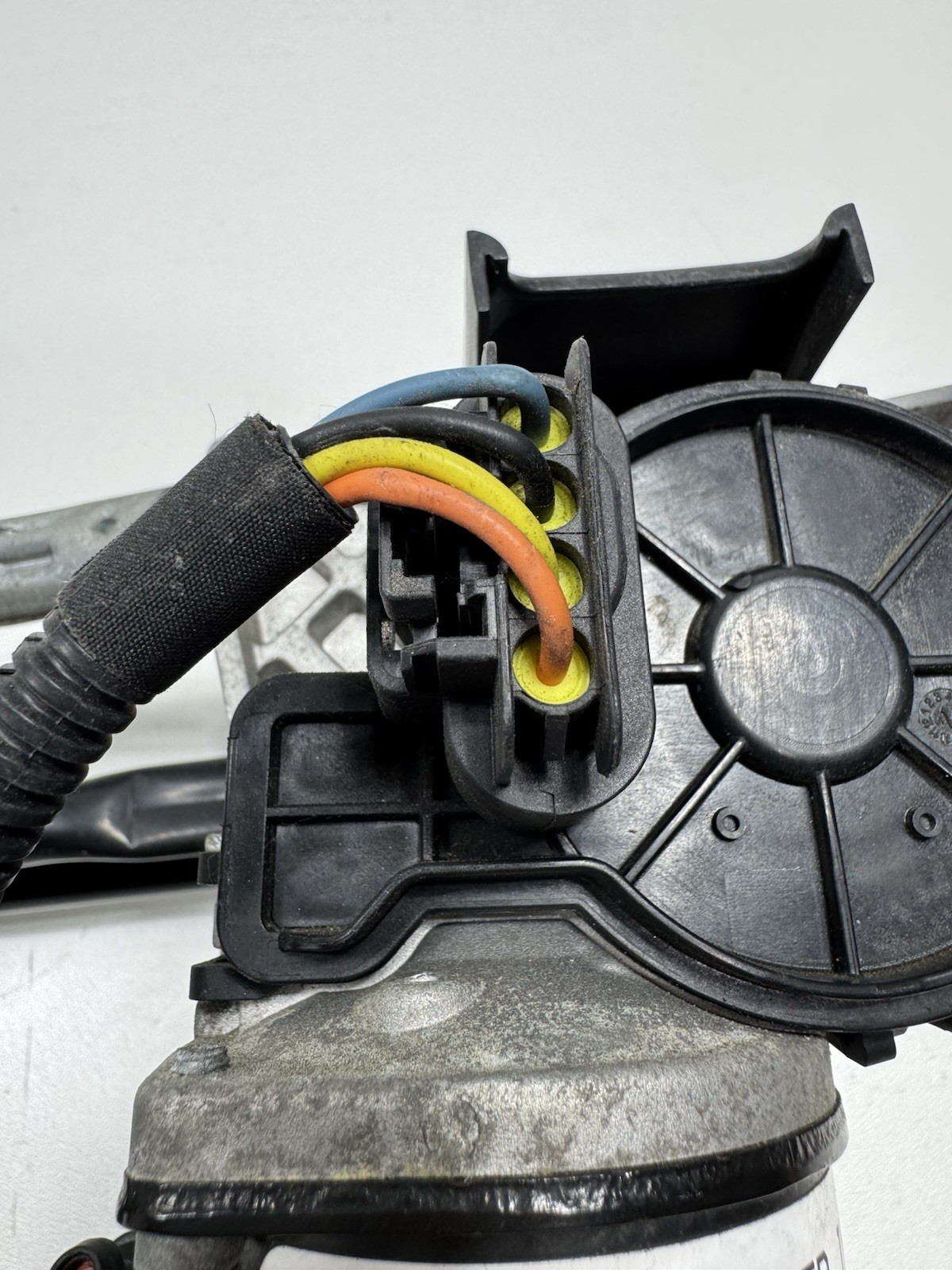 ✅2014-2024 MASERATI GHIBLI FRONT WINDSHIELD WIPER MOTOR W LINKAGE OEM 670007561