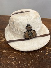 Regia Marina-Casco coloniale bianco con fregio Regia Marina IIGM