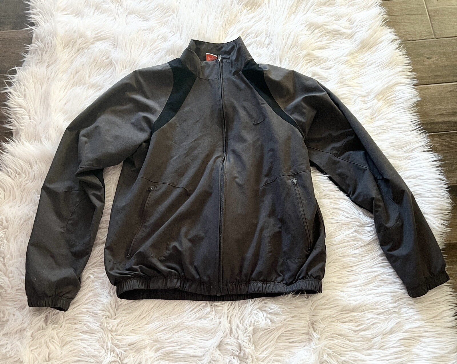 SACAI X NIKE Giacca uomo Nike Large foderata in rete full zip nero grigio antivento vestibilità asciutta