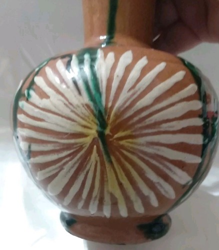 Vintage Mexican Pottery Vase Folk Art Hand Painted 8.5"x4" Scalloped Edge VGC - Picture 7 of 13