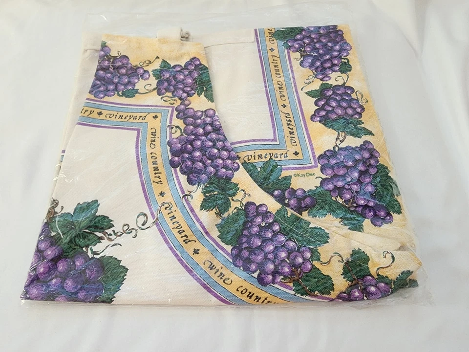 Kay Dee Designs Vineyard "Wine Country" Full Length Dual Pocket Chef Apron - Image 2 of 4