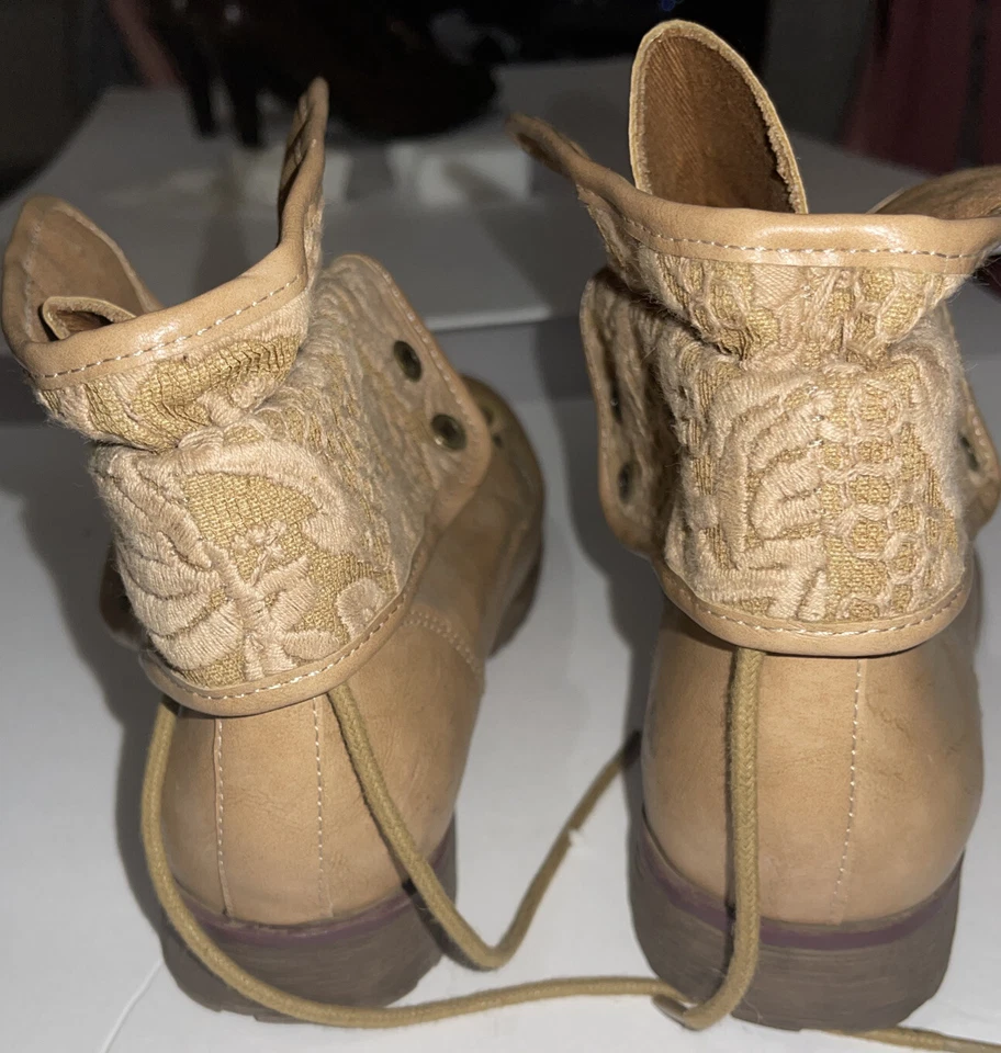 Bota Rock & Candy ZiGi Marrón Imitación Cuero Con Cordones Mujer Talla 7 ¡Usada Una Vez! Foto 4 de 4