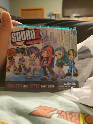 Squadz Place  Tokyo Trends Surprise Doll Collect & Style Your Place, NEW, 2023