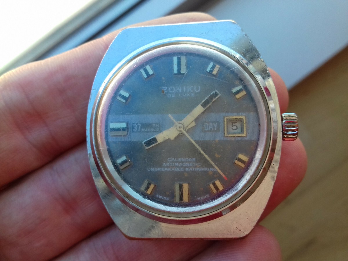時計 DAMUE 5000 vintage Vintage Seiko 5 Men's Tank Quartz Gold Watch 5Y01-5000 - New