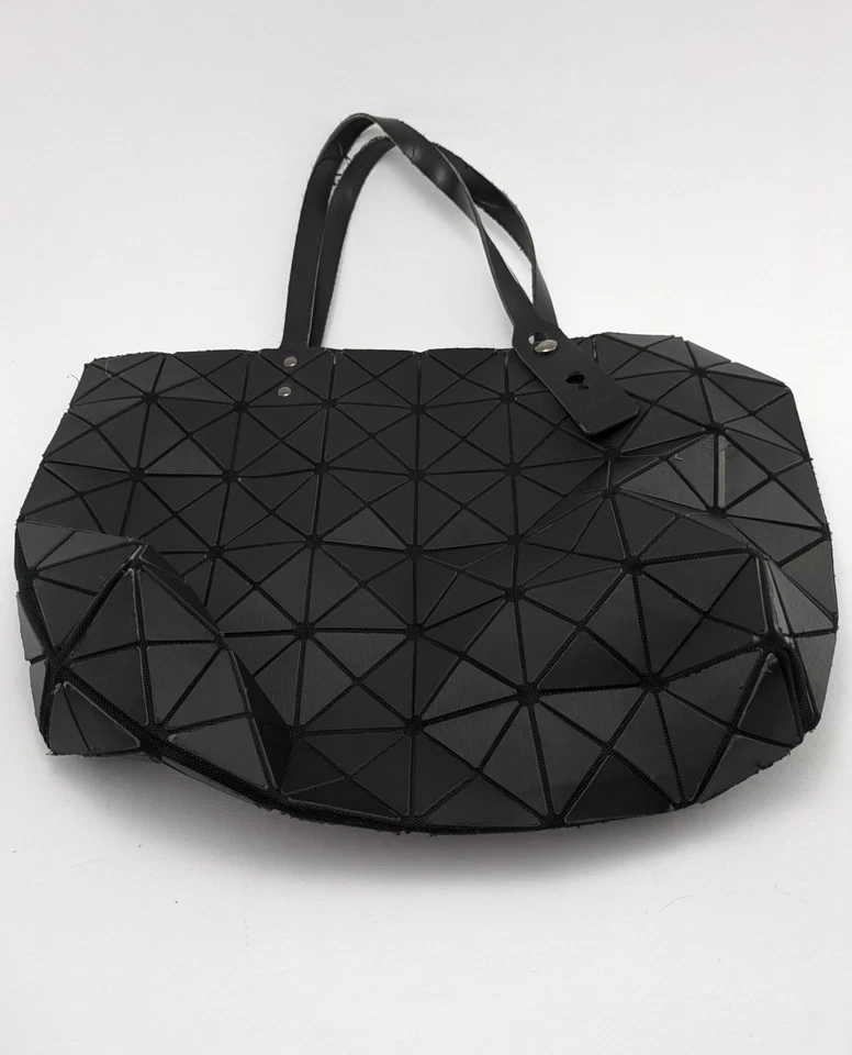 Bolso de Mano Grande Bao Bao Issey Miyake Holográfico Luminoso Geométrico 17x10,5x4 Foto 2 de 4