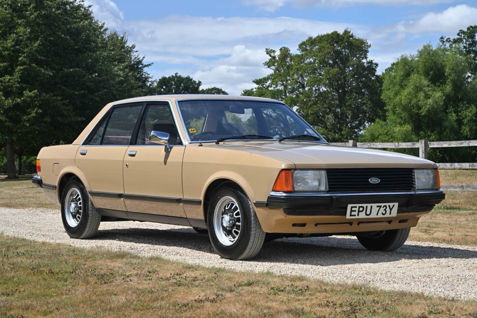 1982 Ford Granada 2.8 GL Auto 65000 Miles Extensive History Long Term Owner