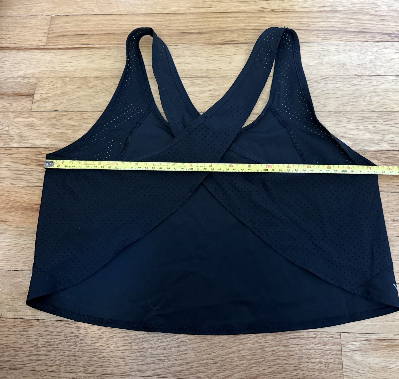 Fabletics Essential Air Crossover Tank Black Wome… - image 3