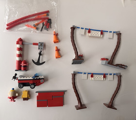 LEGO 4982 SpongeBob Mrs. Puff's Boating School - Incomplete, Missing Patrick