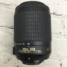 Nikon DX AF-S 55-200mm f/4-5.6 G ED VR Zoom Lens-PARTS OR REPAIR