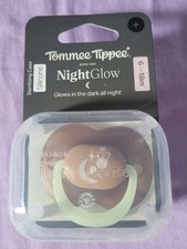 Tommee Tippee NightGlow Pacifiers 6-18M Glow in Dark Silicone Brown NEW N1 
