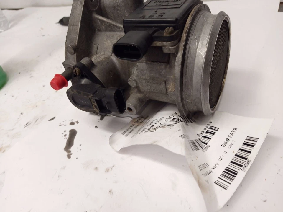 Conjunto de válvula de carrocería del acelerador de 1996 Chevrolet Camaro 3,8 L 11878481 Foto 4 de 4