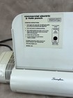 Swingline Model 535 Commercial Electric 3 hole punch working — photo 4