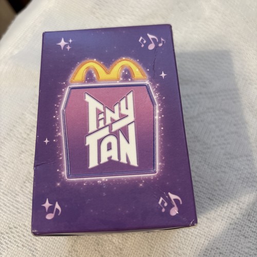 2025 McDonald’s Happy Meal Spielzeug Throwback #7 Box hat eine kleine Falte  - Bild 1 von 4