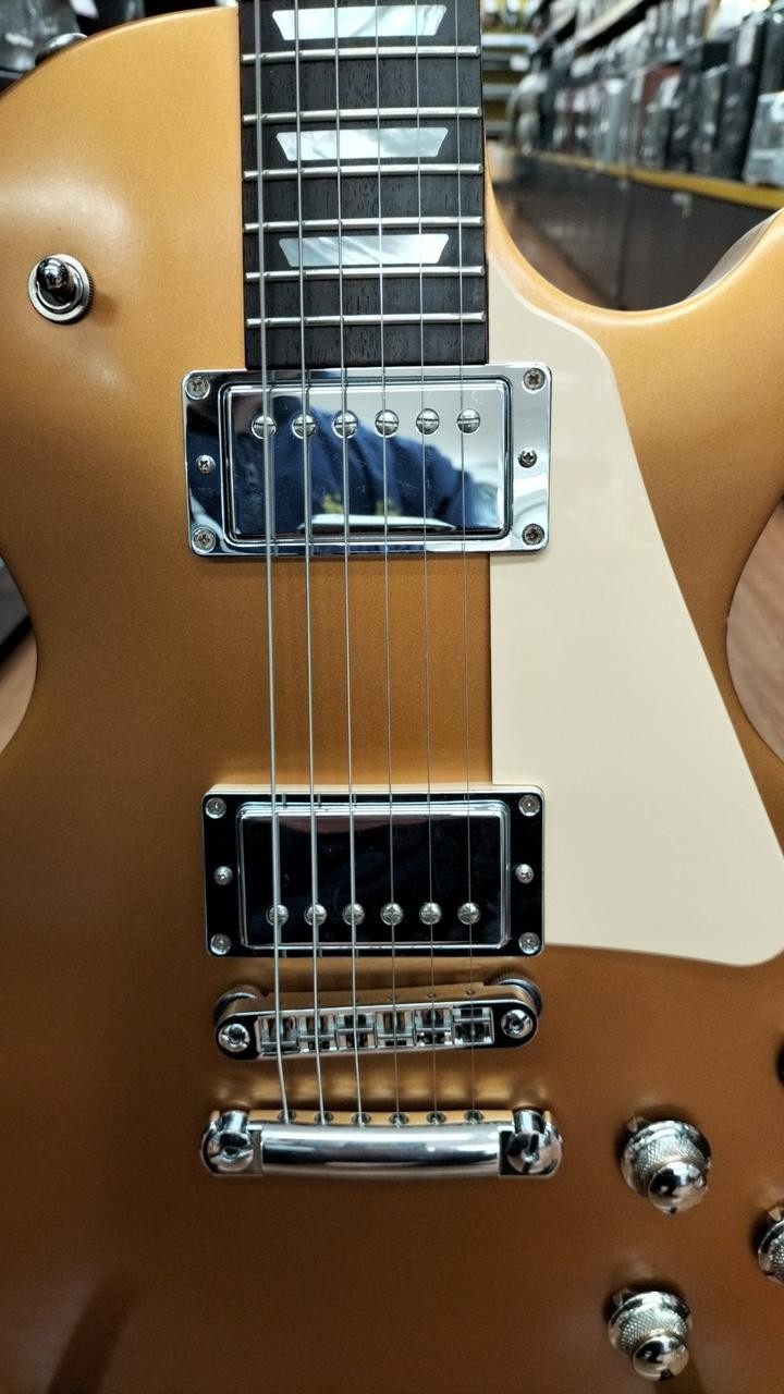 Picture 4 of 17