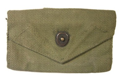 Original US WW2 M1942 First Aid Kit Pouch OD3with Carlisle Bandage