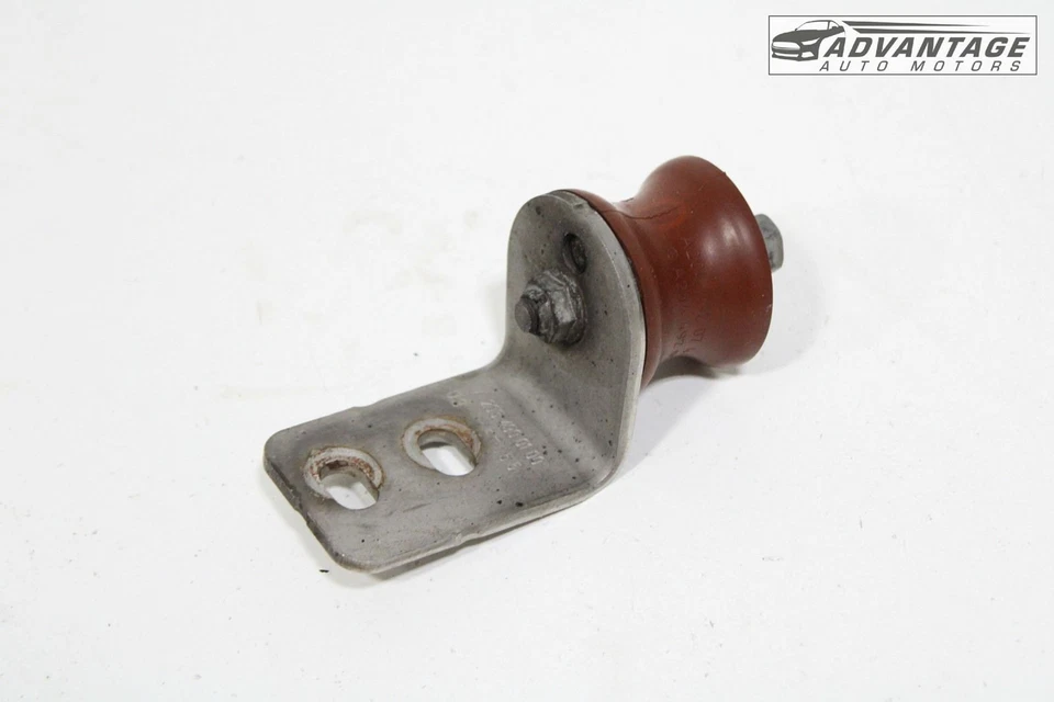 MERCEDES BENZ C300 W205 2015-2021 SOPORTE DE MONTAJE SILENCIADOR ESCAPE DELANTERO OEM Foto 2 de 4