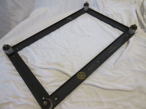 MT72-ARC-5 COMMAND RADIO TRIPLE TRANSMITTER RACK SHOCK ABSORBER SUPER RARE M M M - Photo 4/4