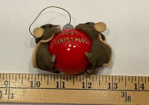 Charming Tails 'Christmas Is A Ball With You' Ornament Our First Christmas READ - Picture 8 of 10