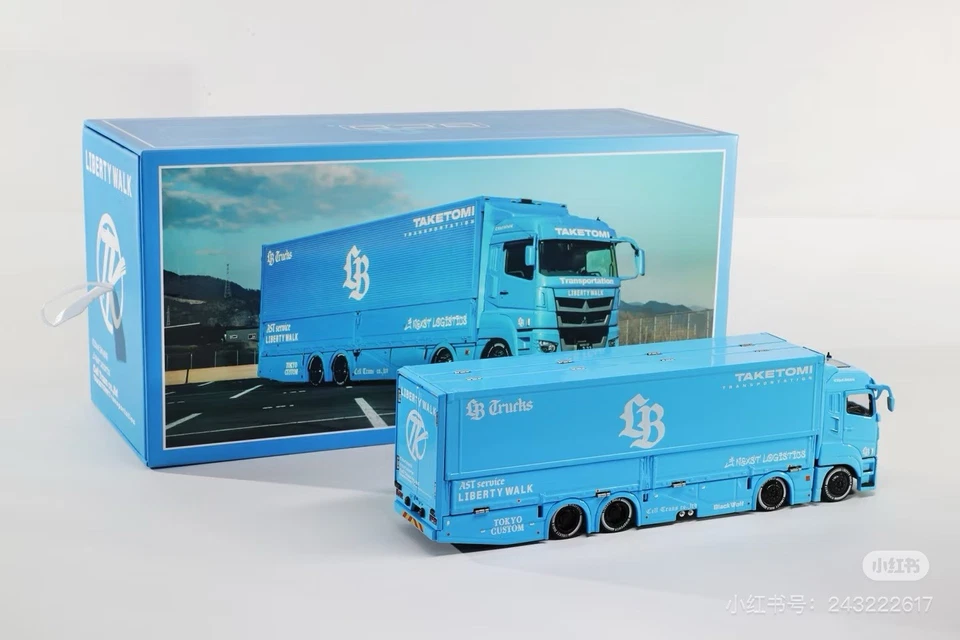 1/64 GCD x LB Mitsubishi Fuso Transporter Bb modelos azules - 2025 Shanghai Toy Show Foto 3 de 4