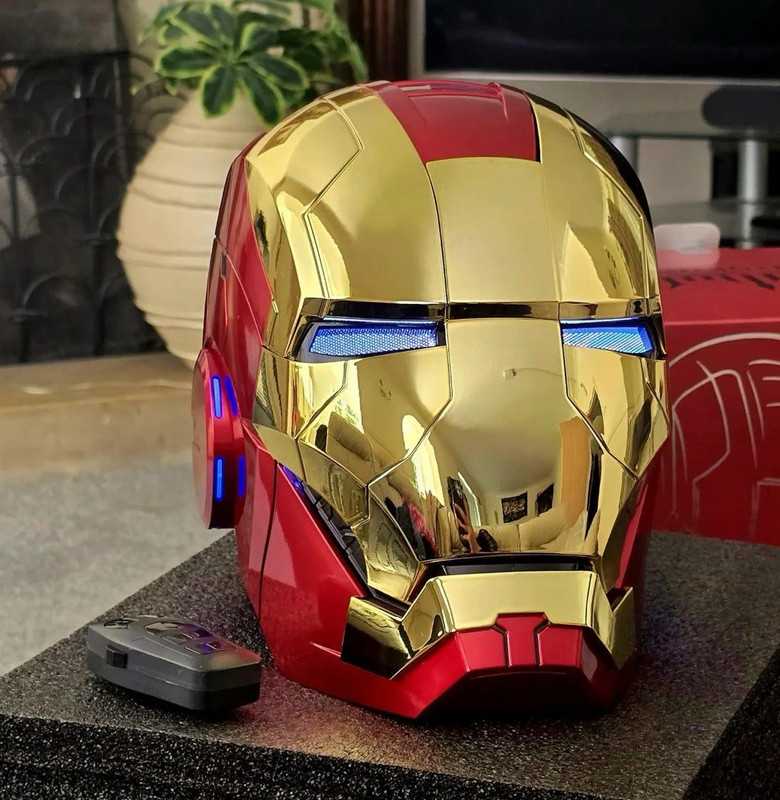 Iron Man Mk5 Light-Up Helmet, Red/Gold with controller and retractable face mask