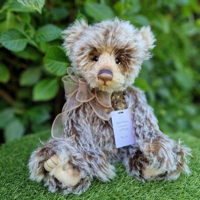 Charlie Bears Mrs Williams (101) Mohair/Alpaka Isabelle Collection - BEAR SHOP