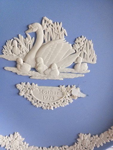 Wedgewood Vintage Blue Jasperware Lot of 4 Pieces Plates and Bell. - Picture 5 of 12