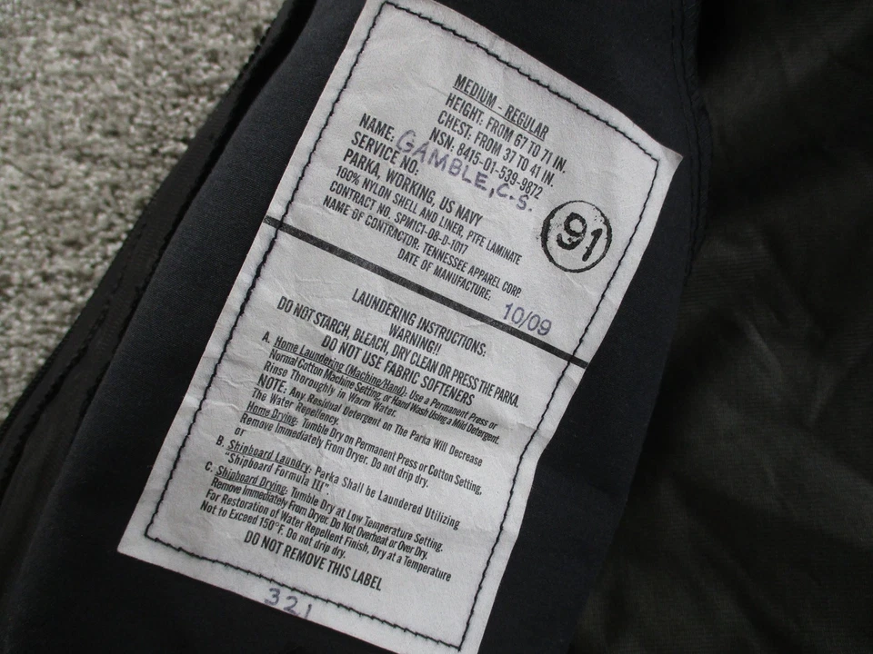 US Navy NWU Type I Parka Mens Medium Regular Blue Digital Camo Gore-Tex Jacket - Image 4 of 4