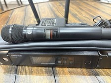 Shure QLXD2/KSM9 Wireless Microphone  Shure QLXD4 Digital Wireless Receiver