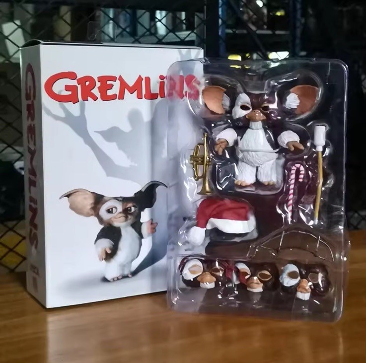 Figurine Gremlins NECA Noël 10cm collection miniature film culte