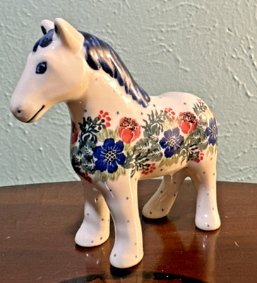 Ceramika Artystyczna  horse figurine, handcrafted in Boleslawiec, Poland,