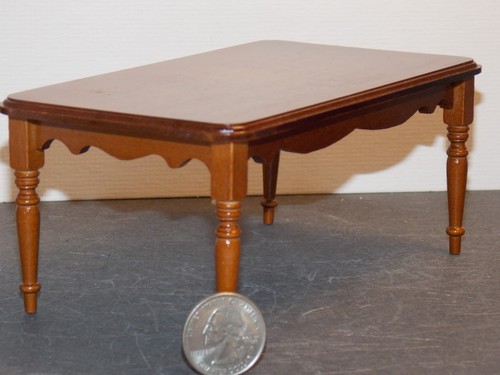 Casa delle bambole tavolo da pranzo in miniatura porcellana Reutter scala 1:12 C199 DollysGallery - Foto 1 di 2