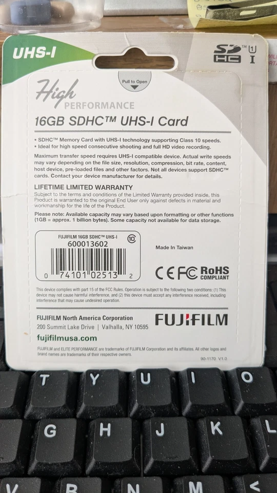 New Fujifilm 600013602 High Performance 16GB SDHC - UHS-I - 300x Full HD 45MB/S - Image 2 of 2