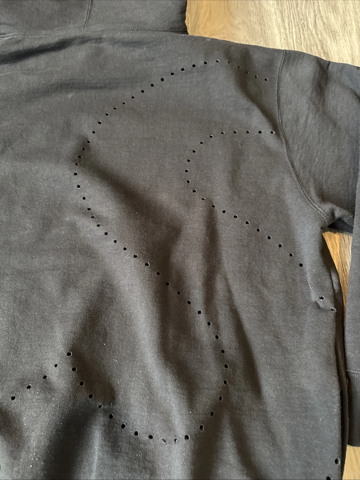 Felpa con cappuccio Supreme Laser Cut S Logo Nera Unisex Taglia Large. SS21