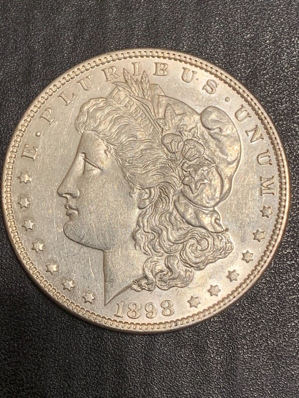 1898 Philadelphia  Mint Silver Morgan Dollar  UNC lot # 1940