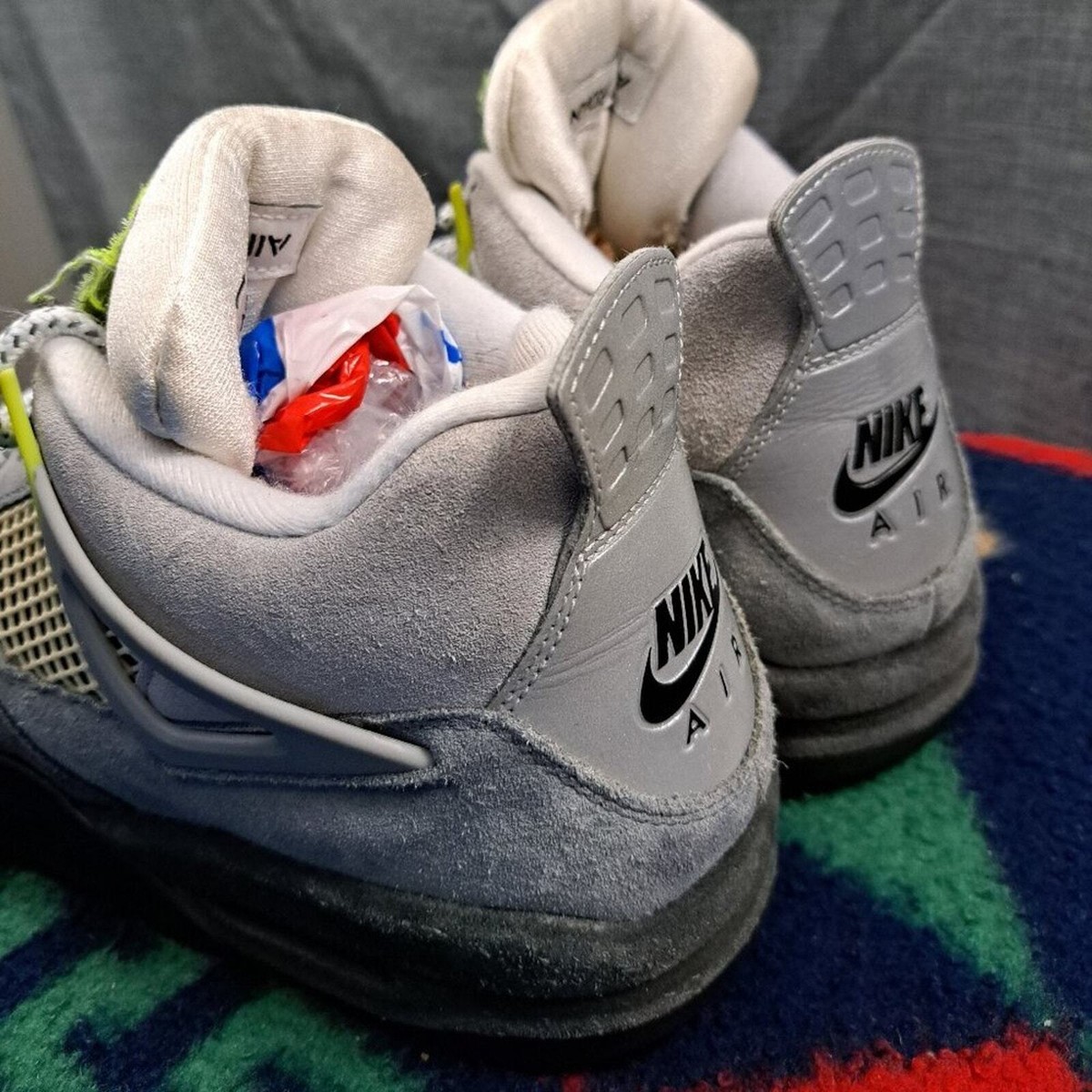 Nike Air Jordan 4 Retro SE Mid Neon 95 size 10.5 Men CT5342-007 OG