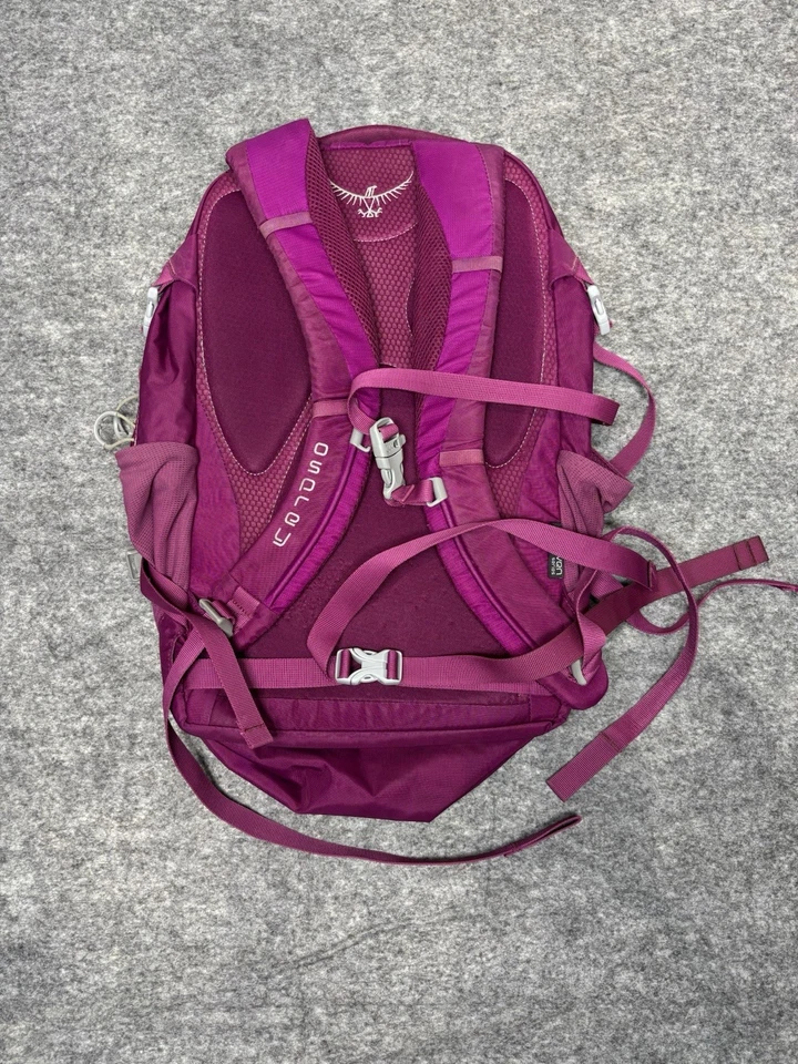 Mochila para computadora portátil Osprey Questa serie 24/Seven 26L al aire libre senderismo  Foto 2 de 4