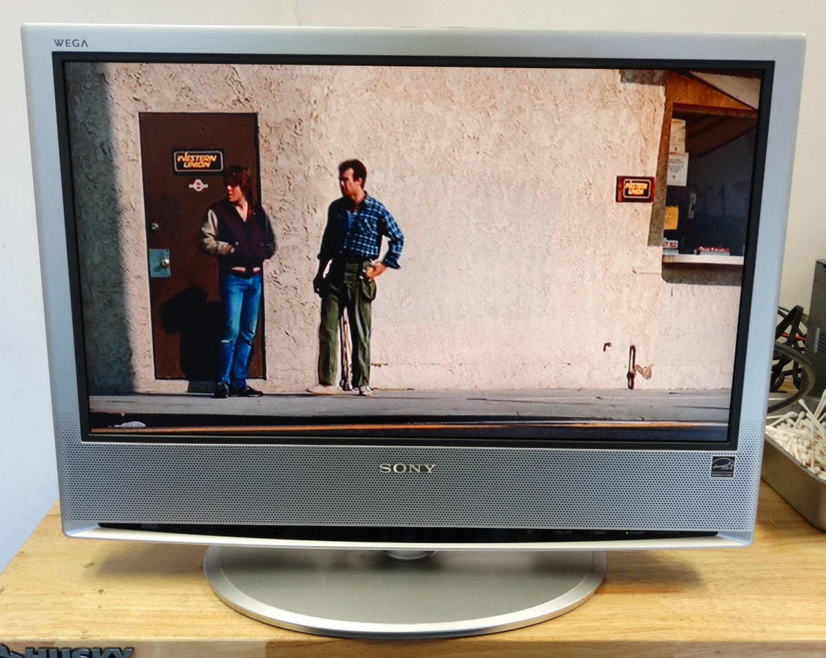 【超希少】SONY 液晶テレビ WEGA KLV-23HR2 地デジチューナー付 ソニー、ハイビジョン対応モデルなど液晶テレビ「WEGA」4機種