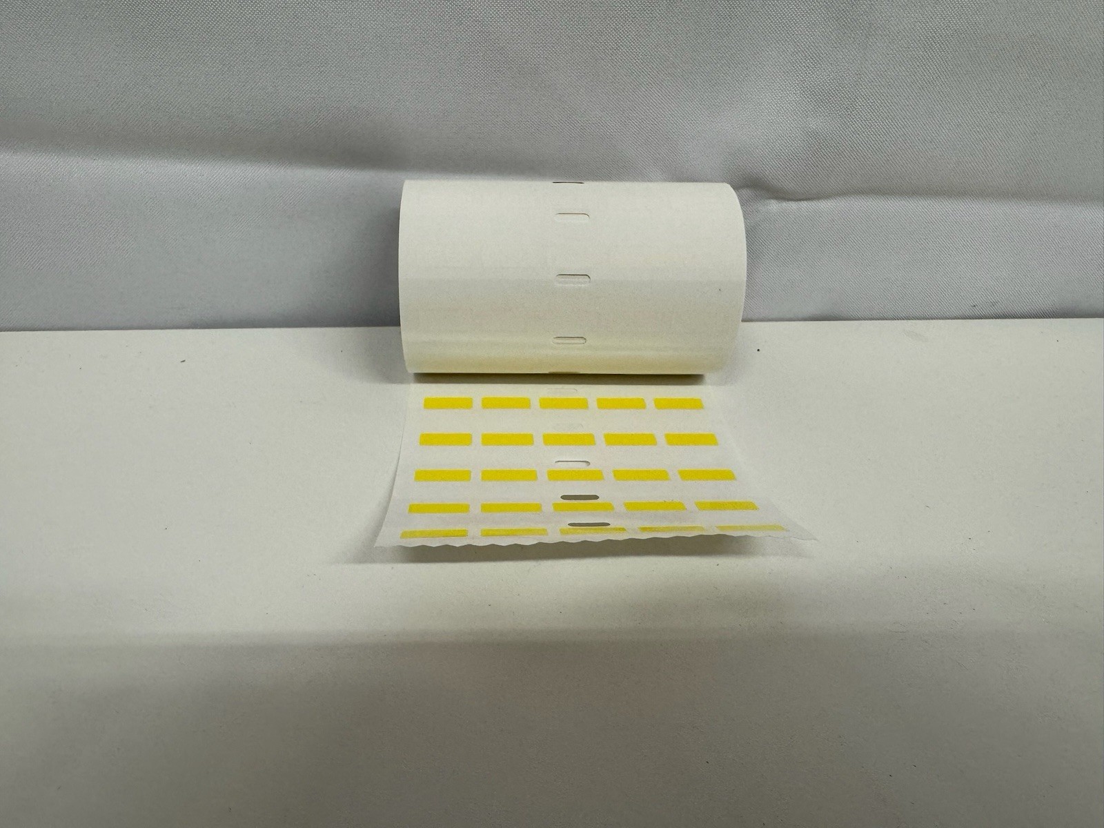 Phoenix Contact- EML (15X6)R YE- Labels