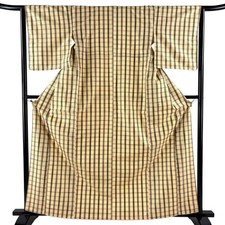 JAPANESE KIMONO TSUMUGI Light yellow 163cm 5 ft 4 in PURE SILK AA10149