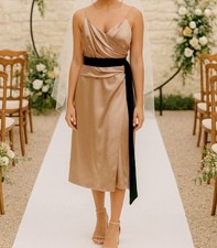 Vera Wang Maids Tea Length Waist Tie Sleeveless Dress in Taupe size 8