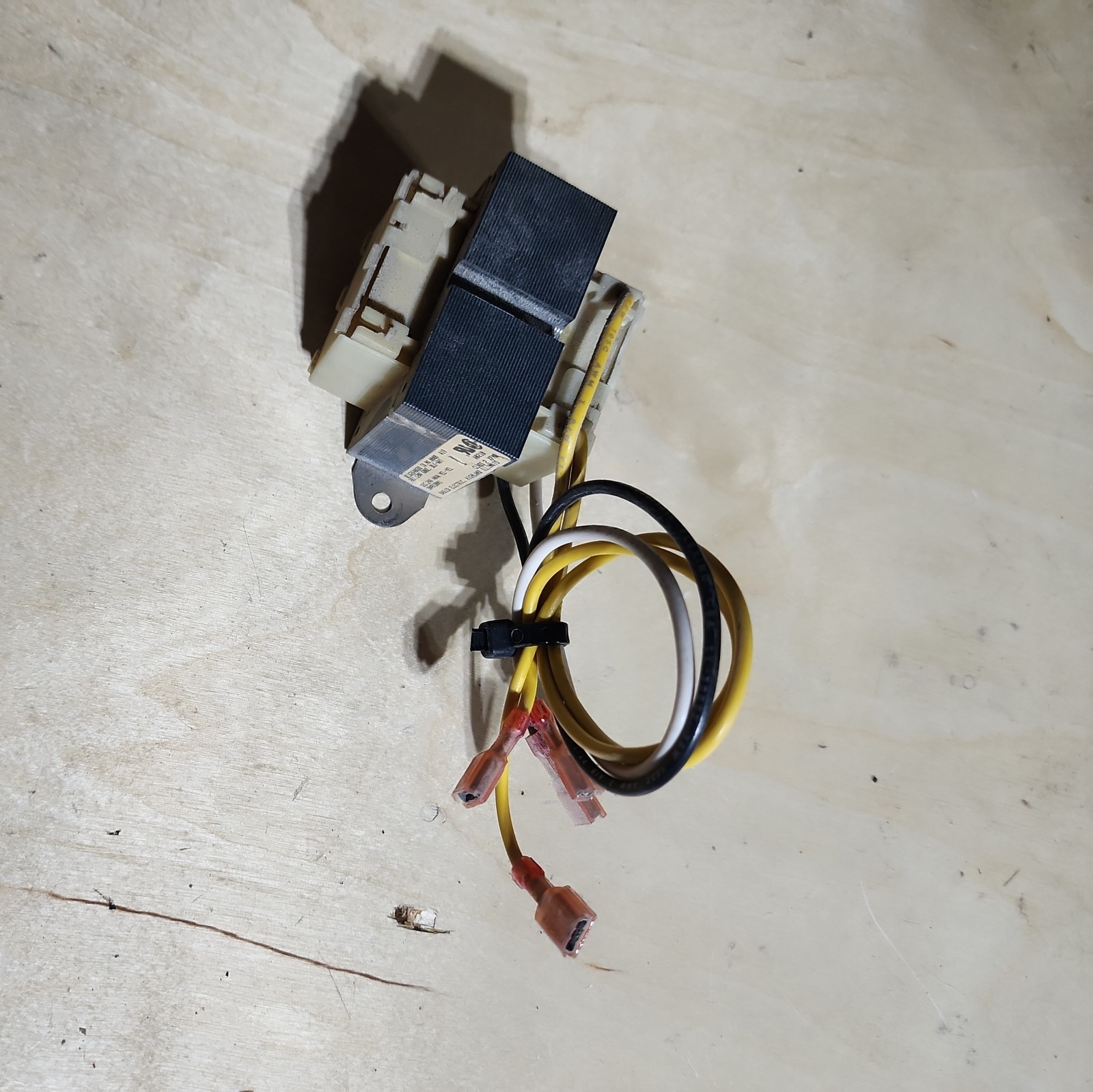 LENNOX ARMSTRONG DUCANE 38491B001 120V/24V 40VA TRANSFORMER BE 162640GDD