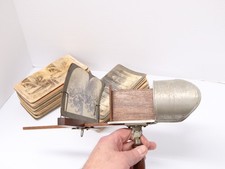 1900  s Underwood  Underwood Stereoscope Stereo Viewer with 70 Slides