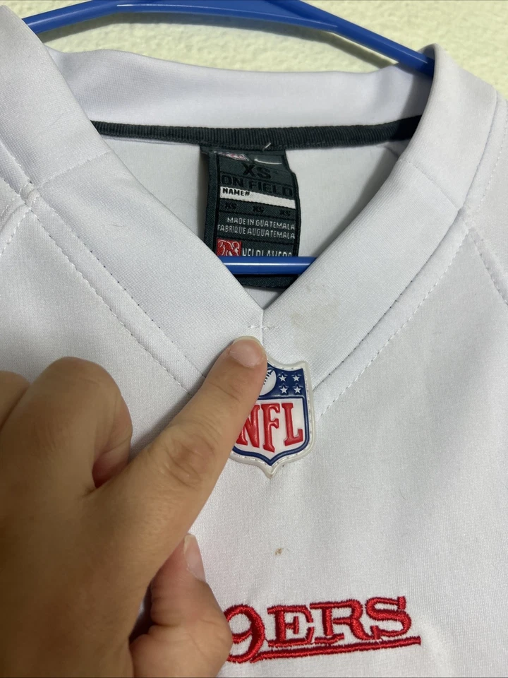 Футболка женская Nike San Francisco 49ers Colin Kaepernick размер XS с белыми пятнами  - Изображение 4 из 4