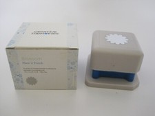 Creative Memories Scrapbooking Blossom Place 'n Punch Makes 1-1/2" Blossoms NEW