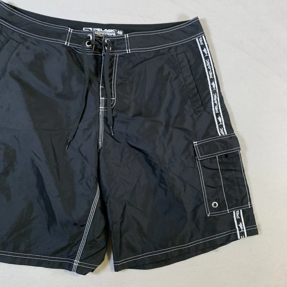 Черные мужские шорты PELAGIC размер 40 Performance Offshore Gear глубоководные гибридные б/у в отличном состоянии - Изображение 4 из 4