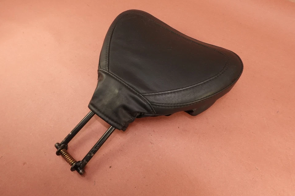2000-2006 Harley Davidson FLTRI Road Glide ADJUSTABLE DRIVER RIDER BACKREST - Image 2 of 4