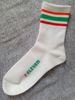 7 Eleven Socken Original aus Thailand